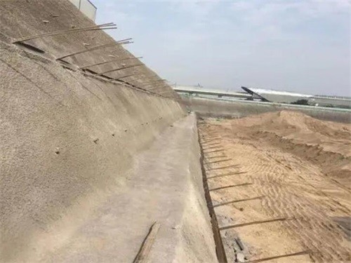 邗江河道边坡加固